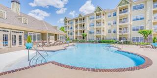 Vintage Retreat Apartments Gallery 1