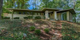 701 E Schantz Avenue Gallery 1