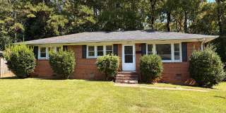 Spacious 3 bedroom 2 bathroom house Gallery 1