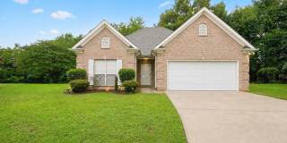 560 SUMMIT CIRCLE Gallery 1