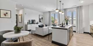 Axis Midtown Gallery 1