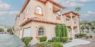 Gated Community townhome, with private garage Gallery 1