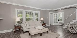Lakefront 4-Bedroom Home for Rent in Euclid, OH Gallery 7