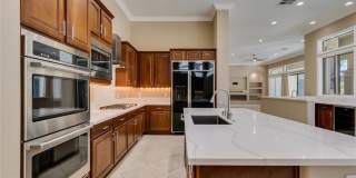 Elegant Anthem Country Club Residence with Spa, Balcony & 3-Car Garage Gallery 29