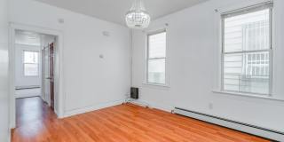 404 DANFORTH AVE Gallery 3