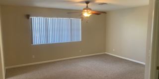 Peccole Ranch 4 Bedroom Home- LOCATION !!!! Gallery 15
