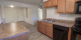Central 4 bedroom Duplex Gallery 9