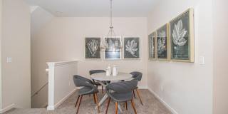 208 Ashley Court Avenue Gallery 12