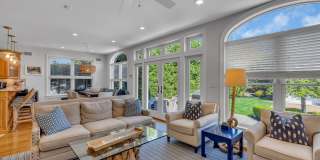 105 Beacon Boulevard Gallery 10