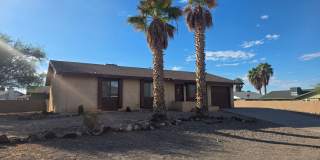 Beautiful 3-Bedroom Corner Lot Home with RV & Boat Parking Beautiful 3-Bedroom Corner Lot Home with RV & Boat Parking Gallery 1