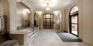 4115 Wisconsin Gallery 18