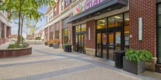 Columbia Pike Gallery 42