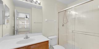 1114 N CLAREMONT Drive Gallery 17