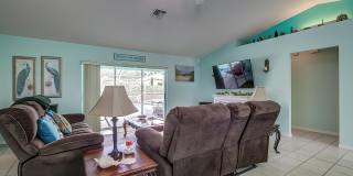 8513 Beach Road Gallery 16