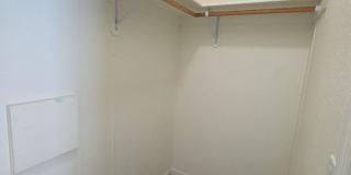 6099 Roland Dr. Gallery 22