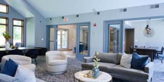 Valley Creek Apartments Gallery 6