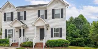 Charming End-Unit Townhome with Golf Course Views in Hedingham! Gallery 1