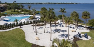 View Carlton Arms Gallery 4