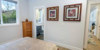 Fully Furnished Lake Oswego Gem!!!! Gallery 30
