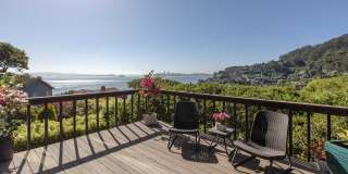 88 Central Avenue Gallery 44