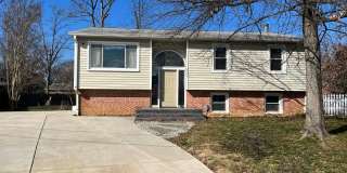 Split level 4-bedroom 3-bathroom home Gallery 1