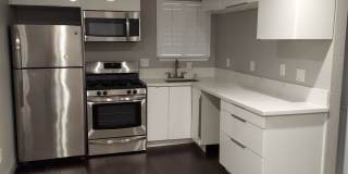 Charming 2bedroom, 2bath home, Like New near Land Park Area and City College. Gallery 3