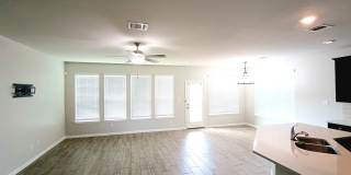 11927 Tower Forest Gallery 12