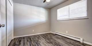 5351-61 Everett Street Gallery 23