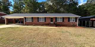 3 Bedroom, 2 Bathroom Brick Home 3 Bedroom, 2 Bathroom Brick Home Gallery 1
