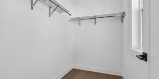 861 N MANCHESTER Street Gallery 62