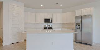 Beautiful 4 Bedroom in Aloravita Community Gallery 6