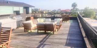1520 Tyler House Gallery 35