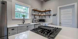 Charming 3BR 2BTH House Near Downtown San Antonio Gallery 7