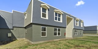 Maverick on Maurine Apartments Gallery 22