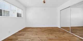 351 S. Manhattan Pl. Gallery 33