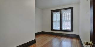 Great CENTRAL Location 5 Bedroom House - Virtual Showings Available Gallery 20