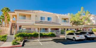 Beautifully Designed 2 Bedroom Condo in North Summerlin! Gallery 1