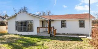 5748 N Graham Road Gallery 36