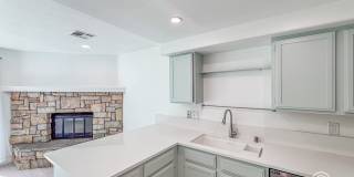 SD: Spacious 2BD/2.5BA home in Del Cerro with Fireplace, Private Balcony & 2-Car Garage Gallery 6