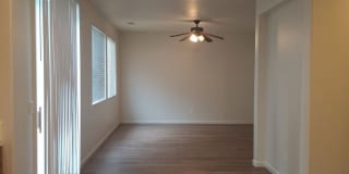 Lincoln Crossing, 2 Story 4 Bedroom, 2.5 bath, 2225sqft, Access to Clubhouse Pool & Amenities, Cul-de-sac, Large Rear Yard Gallery 16