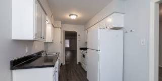 Colonial Apartments Gallery 7
