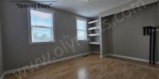 1009 State Ave NE Gallery 12