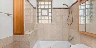 1707 N Fairfield Gallery 6