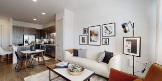 Magnolia on the Green Gallery 1