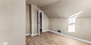 19595 Waldron Street Gallery 16