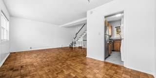 1615 MOUNT EAGLE Place Gallery 15