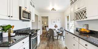 Southwood Ranch | 4 Bed / 3 Bath / 1,950 sq ft | Lake Oswego Schools Gallery 1