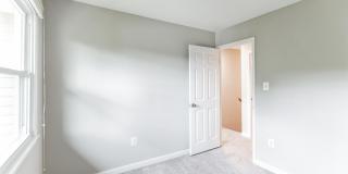 5335 LAKE COVE Court Gallery 24
