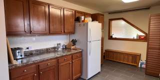 Move In June 1st 2026! 2 Bedroom 2 bath - Pet's OK - Wilmette Gallery 2