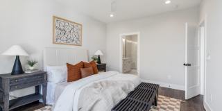 Welcome to The Becanni! Gallery 30